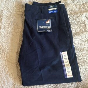 Men’s IZOD pants-BRAND NEW WITH TAGS